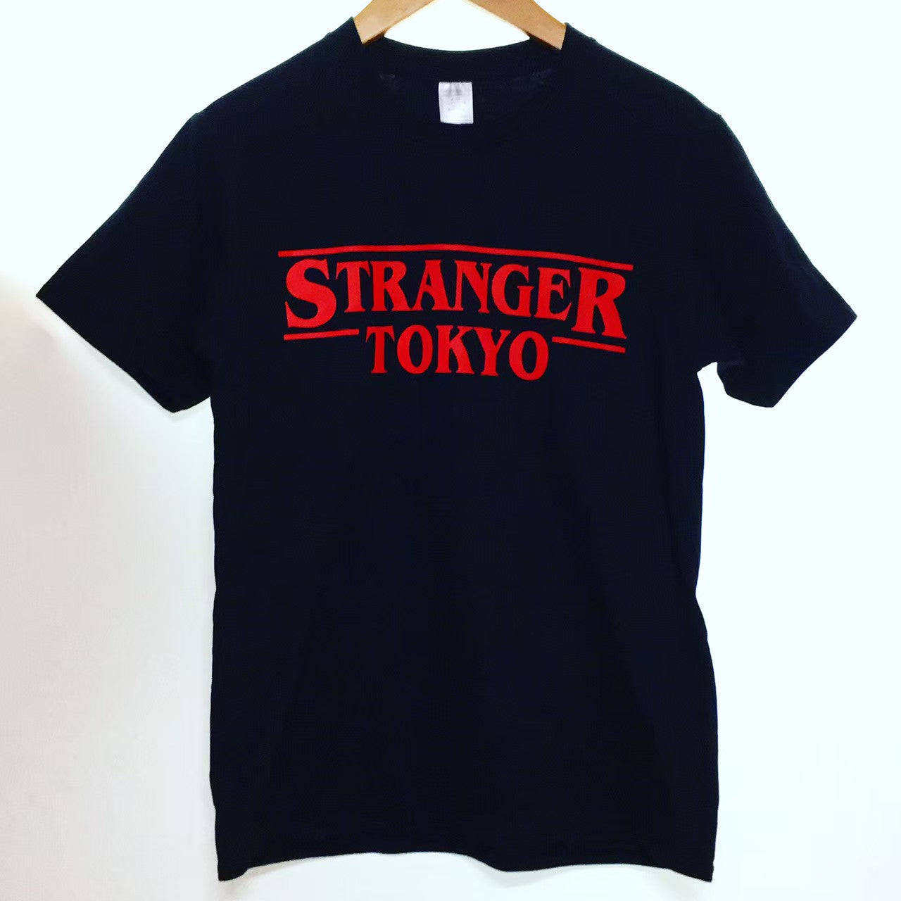 Stranger TOKYO Tシャツ