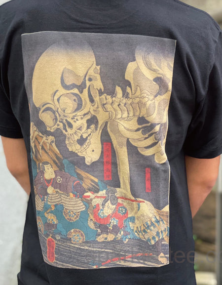 和柄Tシャツ　髑髏