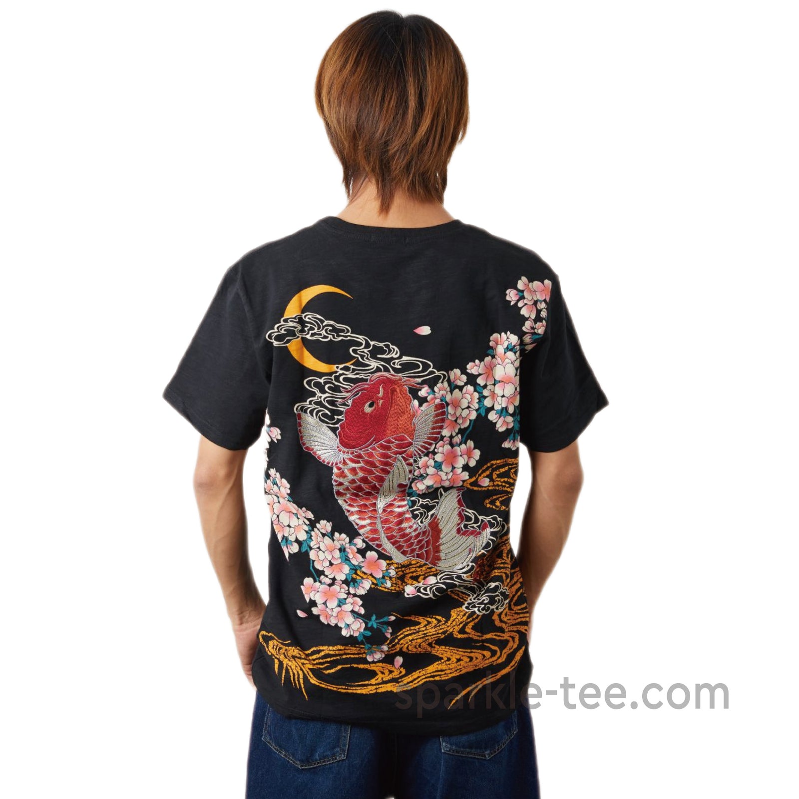 刺繍Tシャツ　唯一無二　本物の刺繍　サイズは150 和柄　和彫　錦鯉